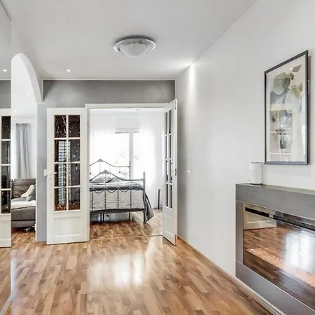 Ylaestoe Omakotitalo * Vantaa