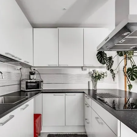 Apartament Ylaestoe Omakotitalo *