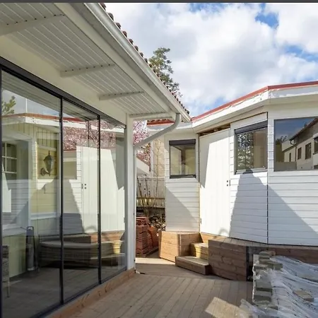 Apartament Ylaestoe Omakotitalo Vantaa