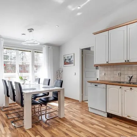 Ylaestoe Omakotitalo Apartament Vantaa