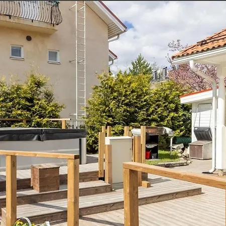 Apartament Ylaestoe Omakotitalo Vantaa